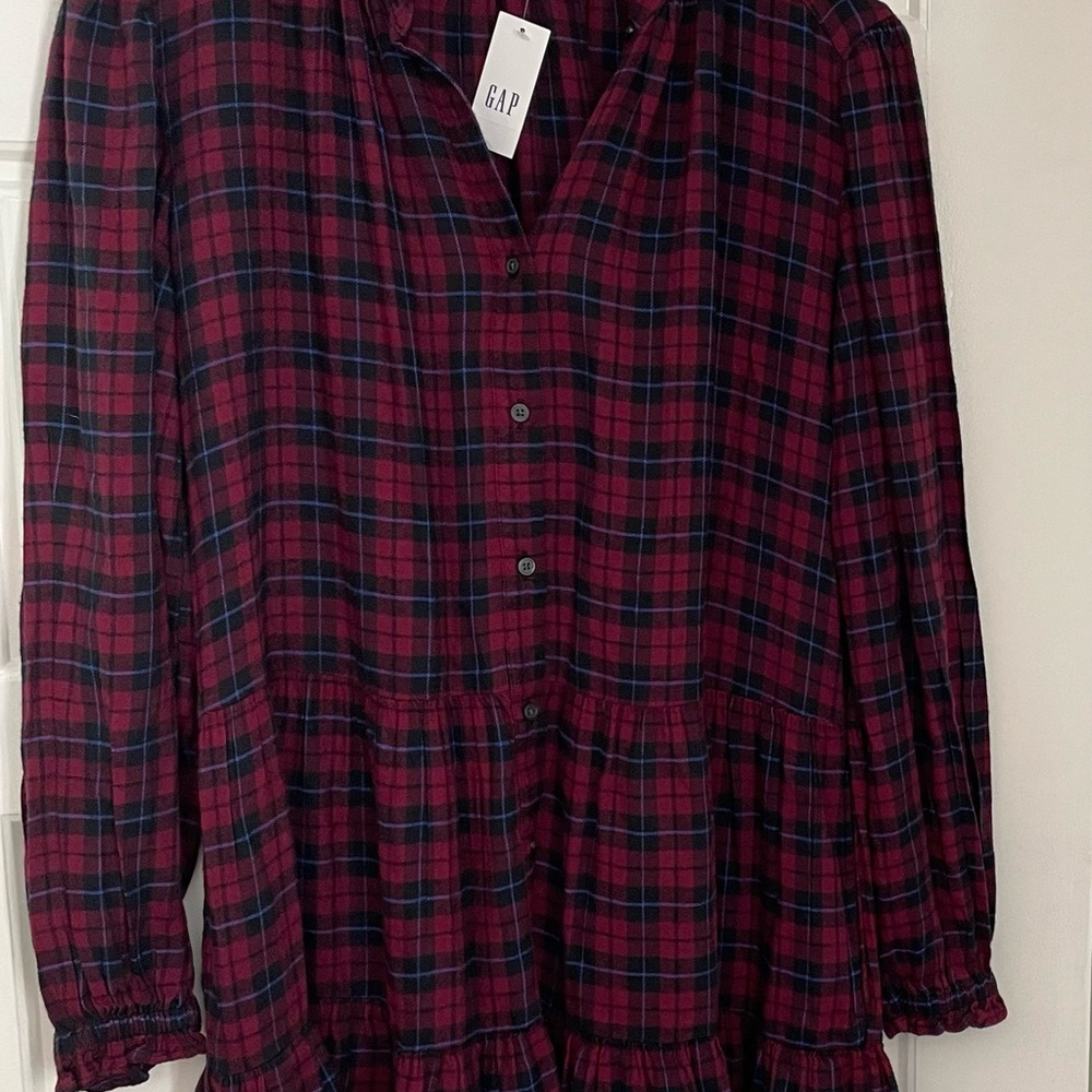 GAP Burgundy Black Plaid Dress Women’s Small - with pockets! NWT